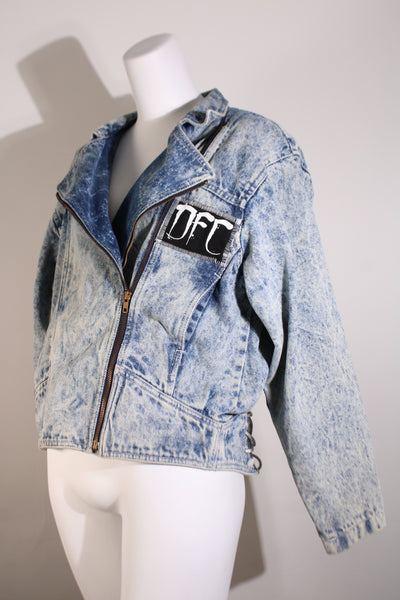 Vintage Lace Up